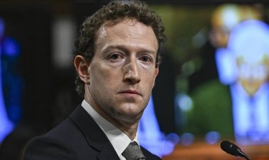 Mark Zuckerberg, casusluk suçlamalarına karşı açıklama yapması için İspanya Meclisi'ne çağrıldı