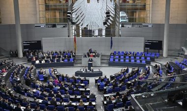 Almanya'nın tartışmalı emeklilik tasarısı mecliste onaylandı