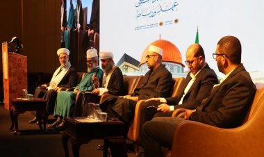 "Ümmetin Minberlerinden Mescid-i Aksa'ya" konferansı İstanbul'da başladı