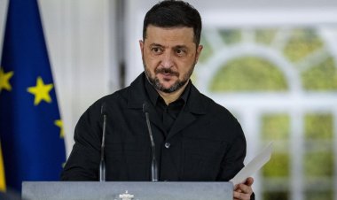 Zelenskiy: Ukrayna NATO’ya katılma hedefinden vazgeçebilir