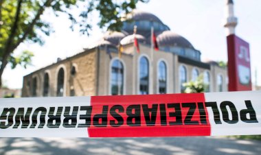 Almanya’da camiye katliam planı: “Çok sayıda Müslümanı vurmak” istedi