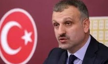 Saral'dan Sabancı Üniversitesi’ne 'Cuma Namazı' tepkisi