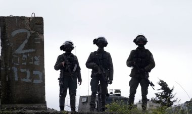 İşgalci İsrail ordusu cuma namazının ardından cemaati ablukaya aldı