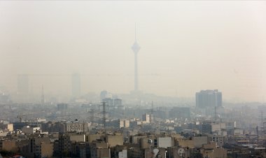 Tahran'da hava kirliliği nedeniyle futbol müsabakaları ertelendi