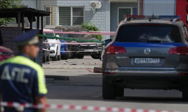 Moskova’da bombalı saldırı: 2’si polis 3 kişi öldü