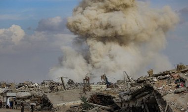 Katil İsrail ateşkese rağmen Gazze'ye saldırılarını sürdürüyor