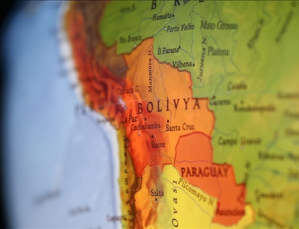 Bolivya'nın yeni hükümeti ABD ve İsrail vatandaşlarına uygulanan vize şartını kaldırdı