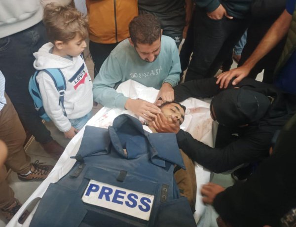 Soykırımcı İsrail, Gazze’de Filistinli basın mensubunu şehit etti