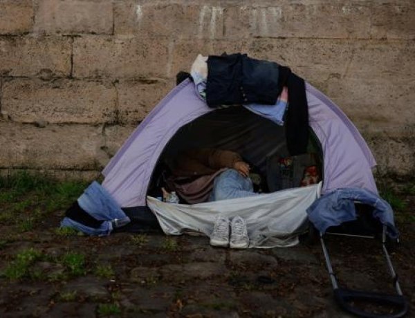 İngiltere’de evsizlerin sayısında rekor kıran artış yaşanıyor