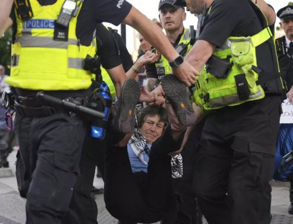 İngiltere’de Filistin’e destek “terör” sayıldı: Gözaltılar yüzde 660 arttı