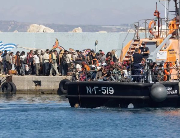 Gavdos Adası açıklarında 545 düzensiz göçmen kurtarıldı