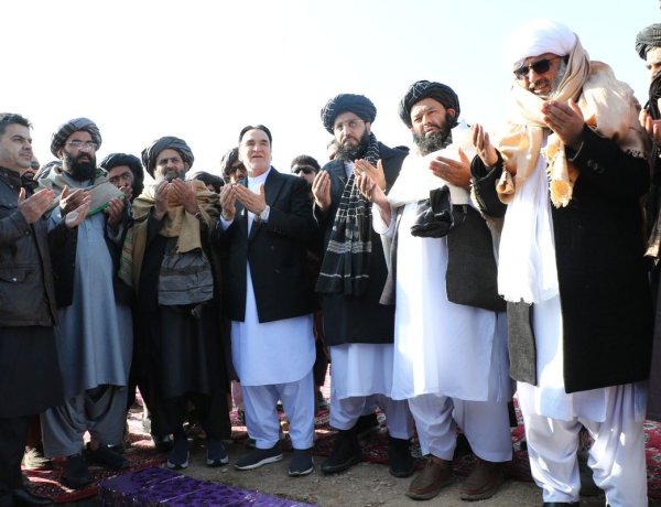 Afganistan'ın ilk alüminyum kutu fabrikasının temelleri atıldı