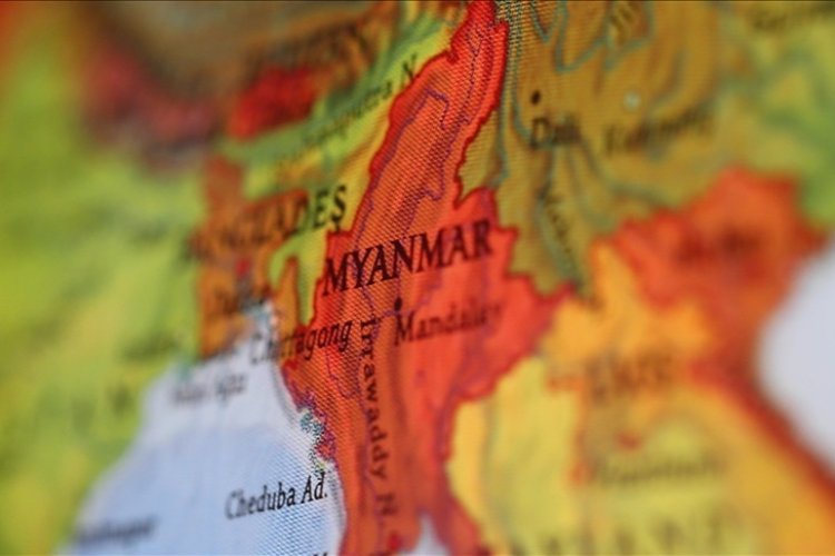 Associated Press: Myanmar'da askeri yönetimin saldırısında 18 kişi öldü