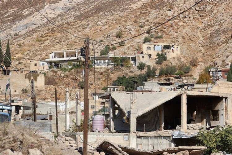 İşgalci İsrail, Suriye’nin güneyinde ihlallerini sürdürüyor