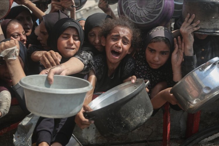 DSÖ: Gazze'de nisana kadar 100 binden fazla çocuk için akut yetersiz beslenme tehlikesi var