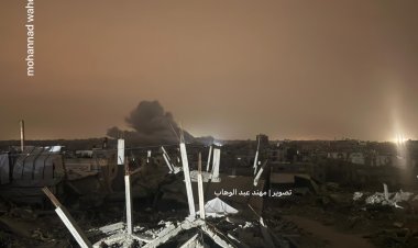 Soykırımcı İsrail, Gazze Şeridi'ne hava ve topçu saldırılarını sürdürdü