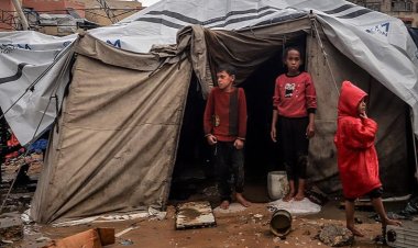 Gazze hükümeti: Gazze’deki 135 bin çadırdan 127 bini barınmaya elverişsiz hale geldi