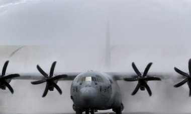 ABD, Nijerya'ya 'kritik askeri malzemeler' gönderdi