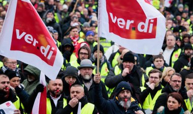 Almanya’da kamu çalışanları uyarı grevi yaptı