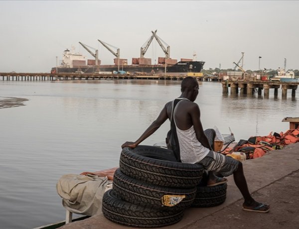 ABD, Afrika'da ekonomik nüfuzunu korumakta zorlanıyor