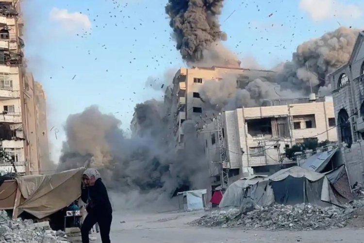 İşgalci İsrail yeni yıla Gazze’yi bombalayarak girdi