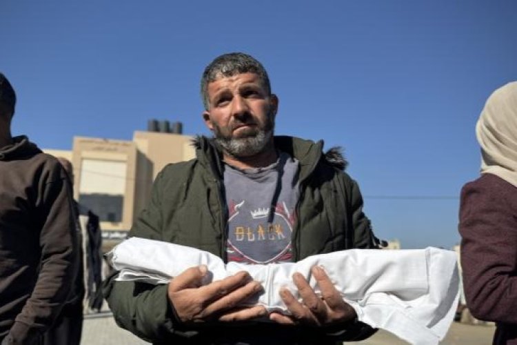 Gazze’de dondurucu soğuk nedeniyle 7 günlük bebek hayatını kaybetti