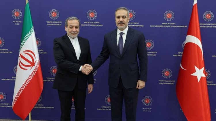 Bakan Fidan, İranlı mevkidaşı Erakçi ile görüştü