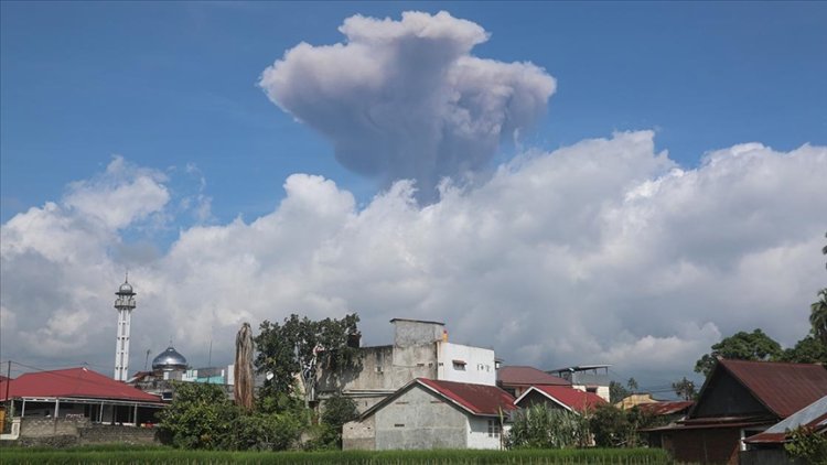 Endonezya'daki Marapi Yanardağı'nda patlama meydana geldi
