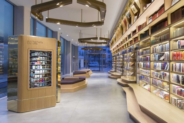 İsrailli 'yerleşimci-işgalci' kelimelerini kullanan Fransız yayınevi baskılar sonucu kitaplarını toplattı