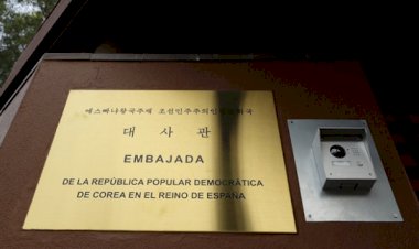 Elçiliği basanlar belgeleri FBI'a satmaya çalıştı