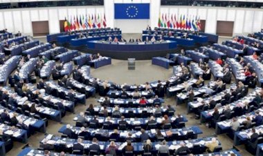 AP Brexit sonrası vizesiz seyahate onay verdi