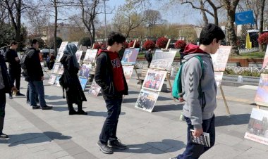 Doğu Türkistan'daki katliam ve zulümler fotoğraf sergisi ile anlatılıyor