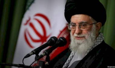 Ayetullah Hamaney'den bin 117 mahkuma af