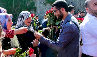 Diyarbakırlılar Muhammedî sevdaya güllerle davet edildi