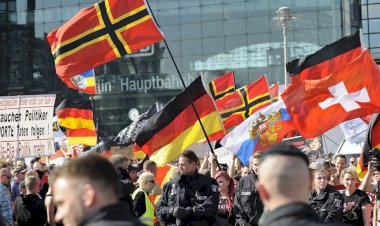 AB vatandaşlarının yüzde 43'ü aşırı sağı tehdit olarak görüyor