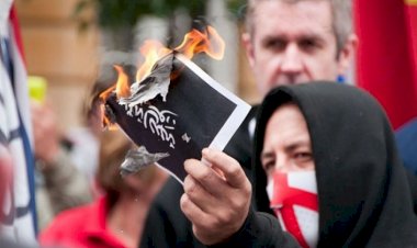 Norveç'te Kur'an-ı Kerim'e çirkin saldırı