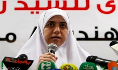 Mursi'nin kızı babasının sağlık durumuna dikkat çekmişti