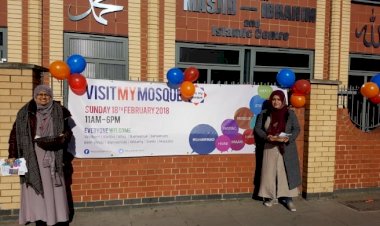 Yüzlerce cami her dinden insana kapılarını açıyor