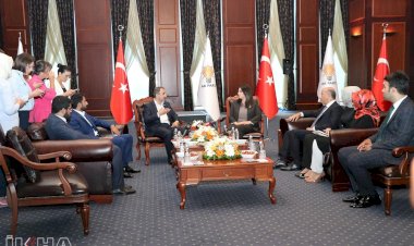 HÜDA PAR’ dan AK Parti ve Saadet Partisine bayram ziyareti