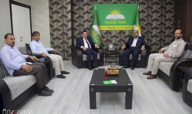 Bağlar Belediye Başkanı Beyoğlu'dan HÜDA PAR'a taziye ziyareti