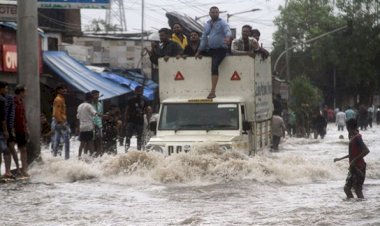 Hindistan'da seller 350 can aldı