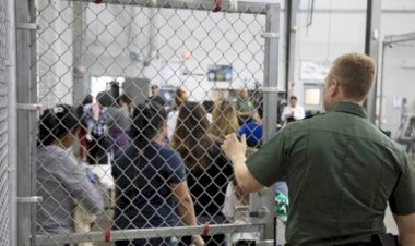 ABD'de göçmen merkezlerinde tutulanlar Trump yönetimine dava açtı