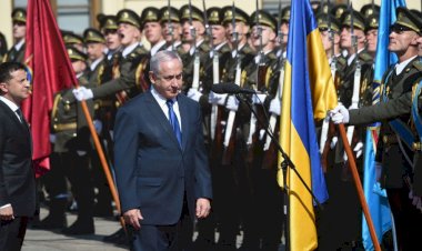 Netanyahu, Ukrayna'da Nazi işbirlikçilerinin selamıyla karşılandı