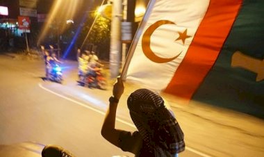 Moro Müslümanlarının yeni bayrağı kabul edildi