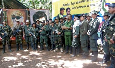 Eski FARC liderleri yeniden silahlanıyor