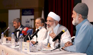 'Namazı çocuklarımızın kalbine işlemeliyiz'