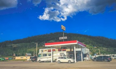 Meksika'da organize örgütlerden asker ve polise benzin satışı engeli