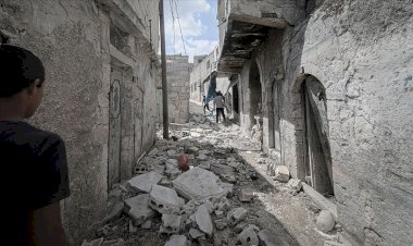 Esed rejimi İdlib'i yine vurdu