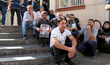 Eylem yapan ailelerin sayısı gün geçtikçe artıyor