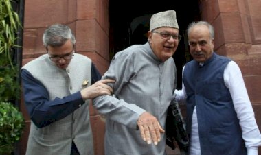 Cammu Keşmir'in eski başbakanı 81 yaşındaki Faruk Abdullah tutuklandı